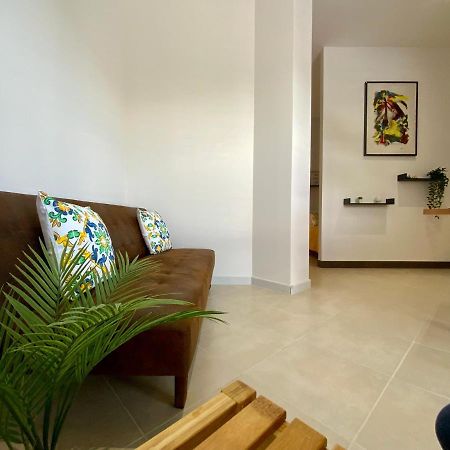 “Bedda Mattri” Dimora Siciliana Apartment Авола Екстериор снимка