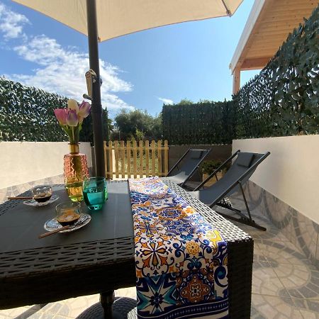 “Bedda Mattri” Dimora Siciliana Apartment Авола Екстериор снимка