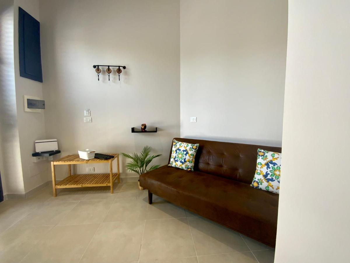 “Bedda Mattri” Dimora Siciliana Apartment Авола Екстериор снимка