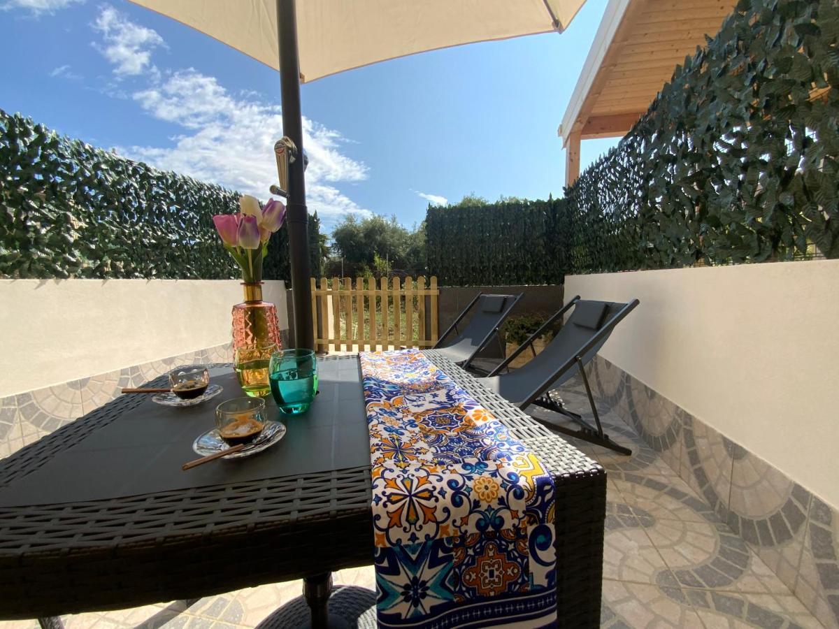“Bedda Mattri” Dimora Siciliana Apartment Авола Екстериор снимка